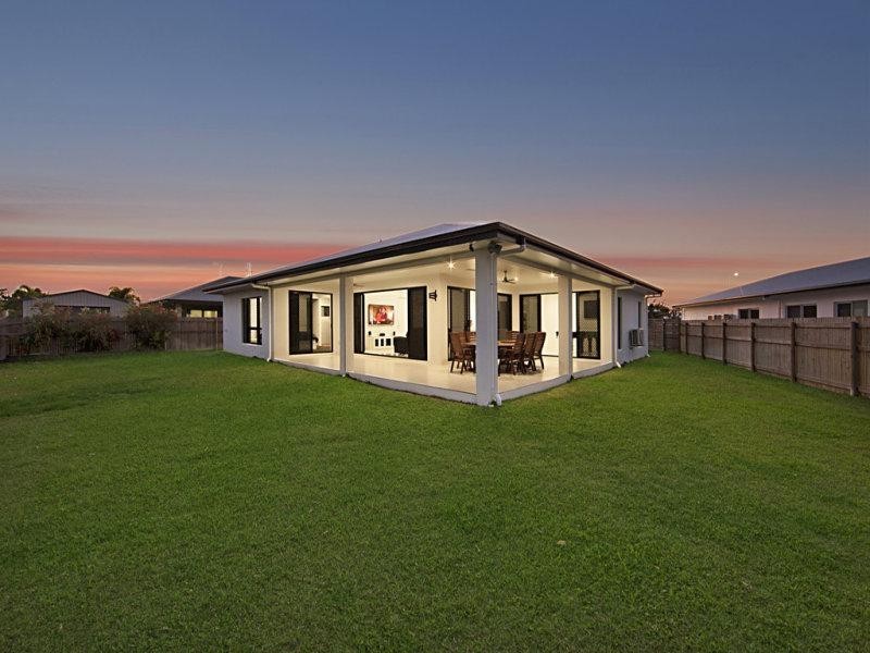 8 Pongamia Parade, Mount Low QLD 4818