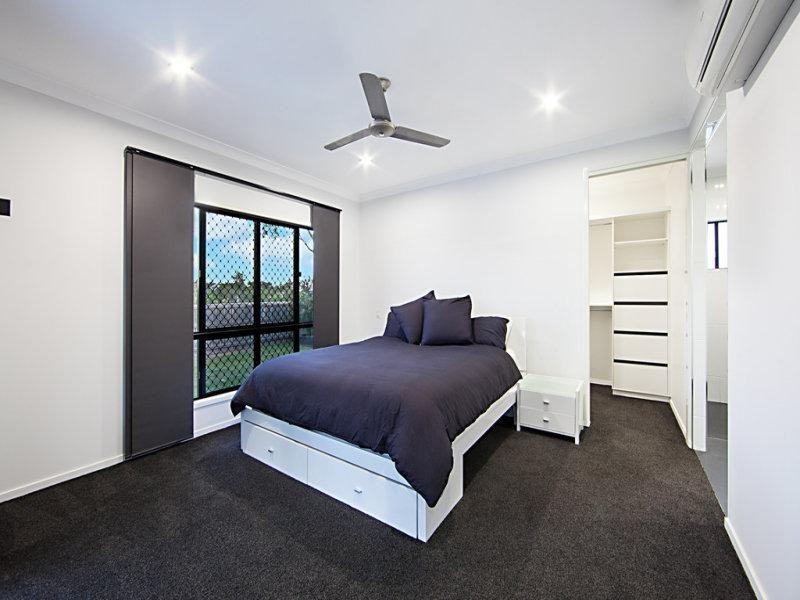 8 Pongamia Parade, Mount Low QLD 4818