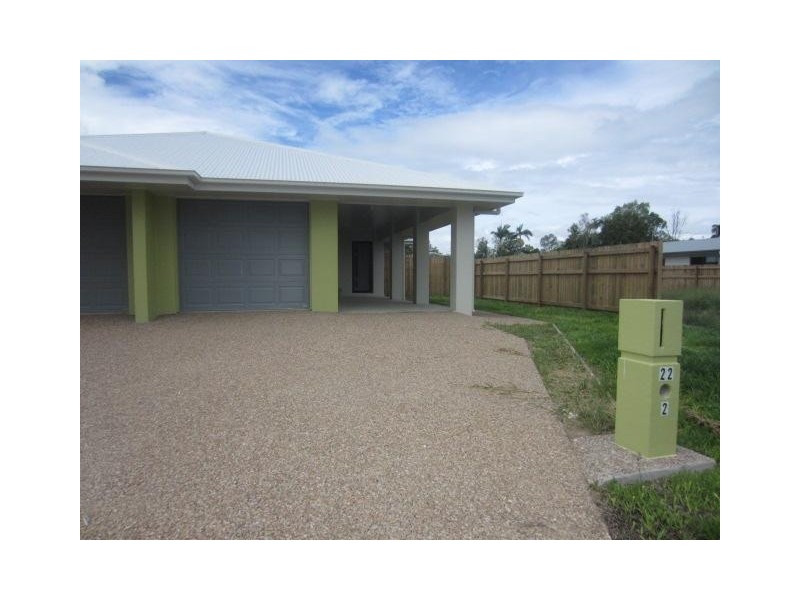 2/22 Hollanders Crescent, Kelso QLD 4815