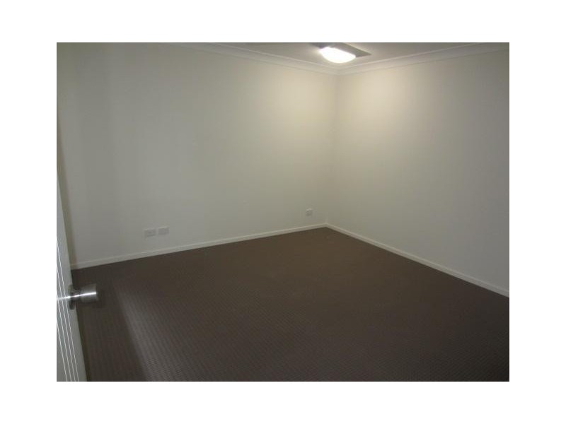 2/22 Hollanders Crescent, Kelso QLD 4815