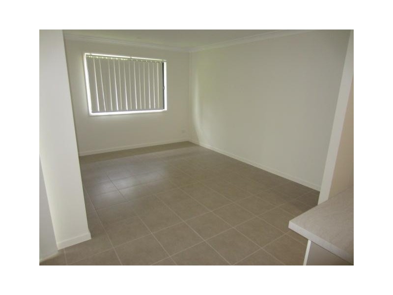 1/20A Hollanders Crescent, Kelso QLD 4815