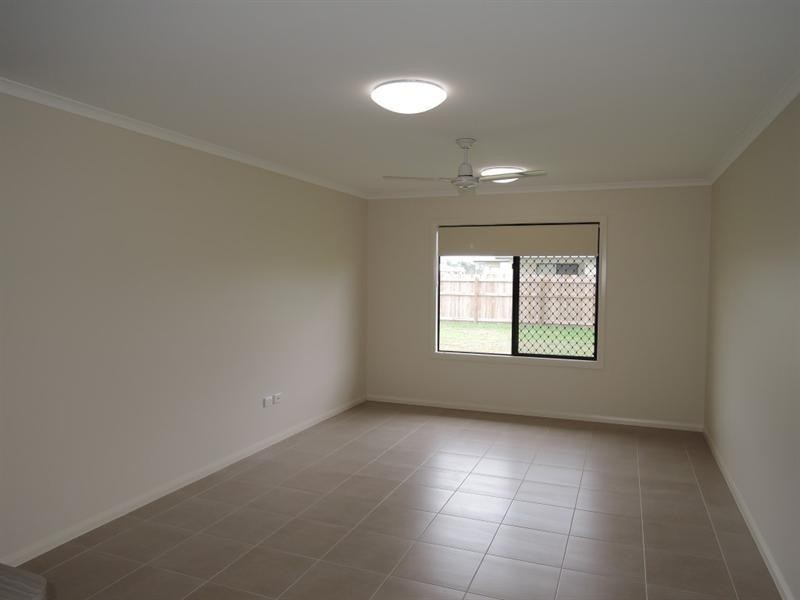 12 Smugglers Cove, Mount Low QLD 4818