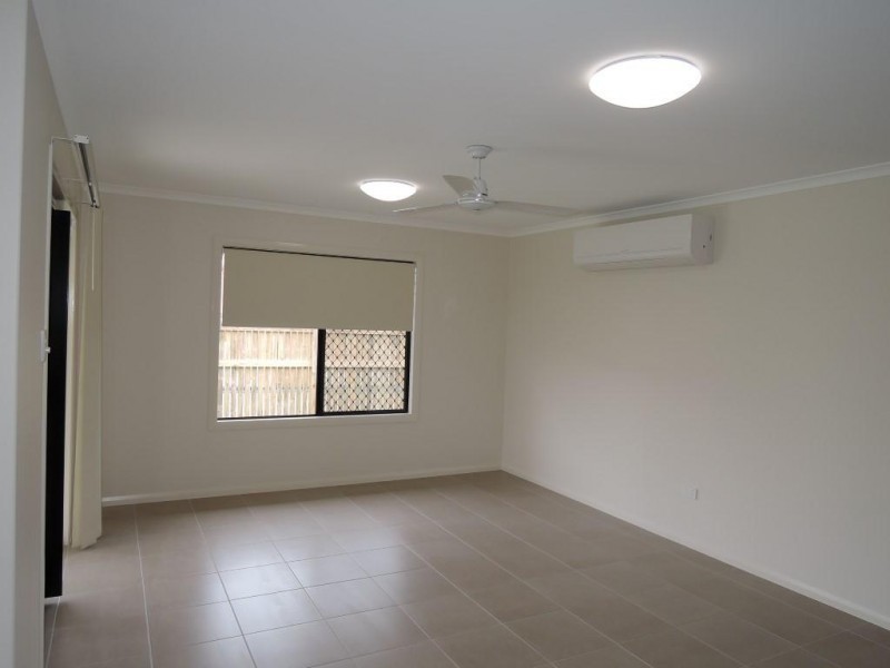 12 Smugglers Cove, Mount Low QLD 4818