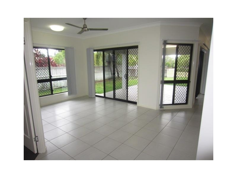 52 Mannikin Way, Bohle Plains QLD 4817