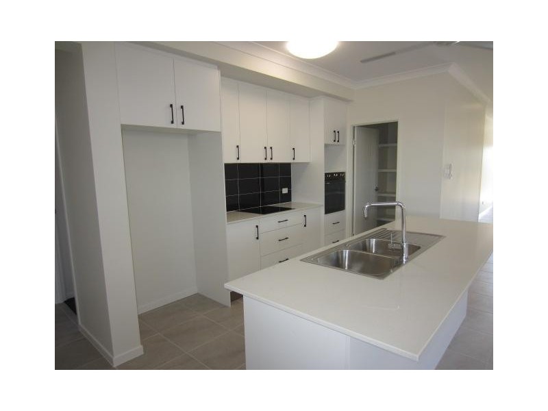 26 Savannah Chase, Burdell QLD 4818