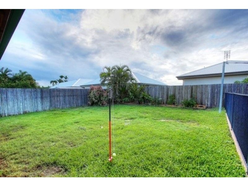 53 Griffey Street, Burdell QLD 4818