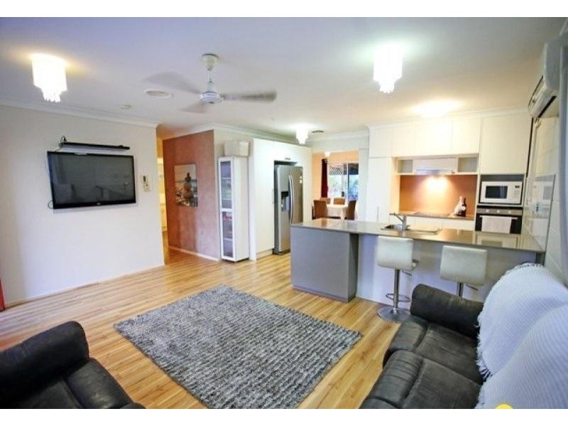 53 Griffey Street, Burdell QLD 4818