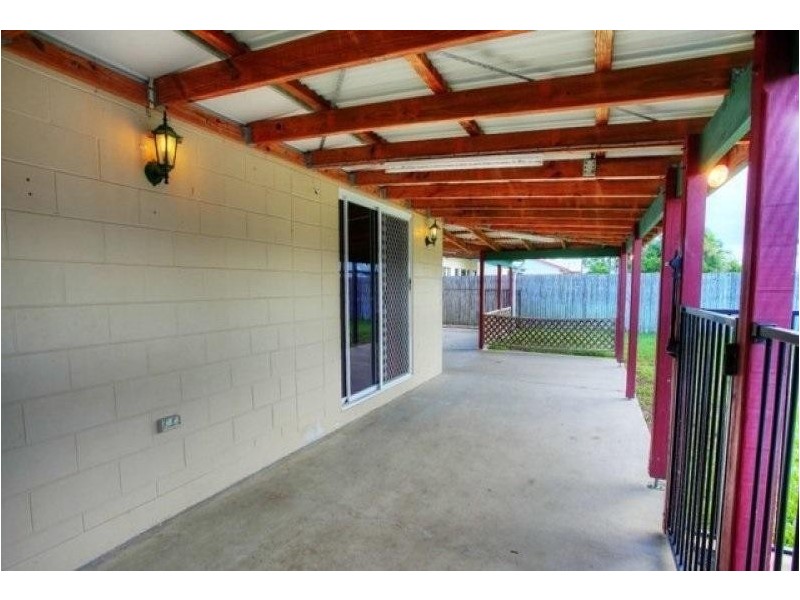 53 Griffey Street, Burdell QLD 4818