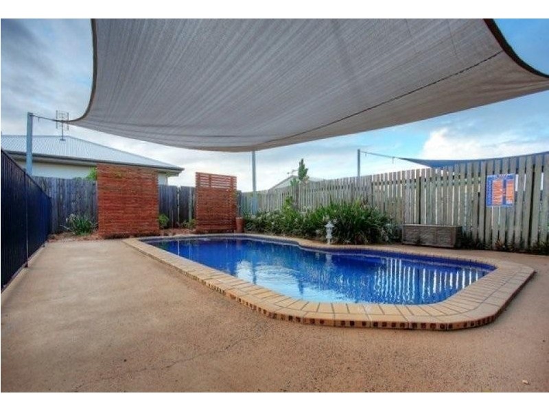 53 Griffey Street, Burdell QLD 4818