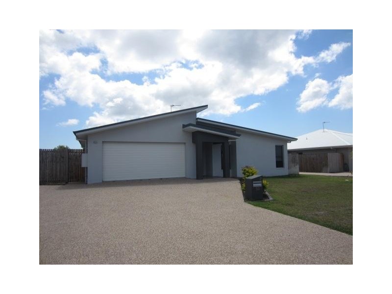 2/50 Boult Court, Burdell QLD 4818