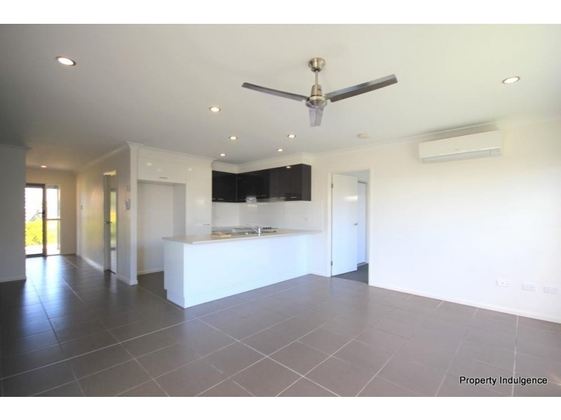 2/50 Boult Court, Burdell QLD 4818