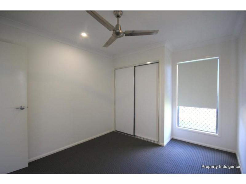2/50 Boult Court, Burdell QLD 4818