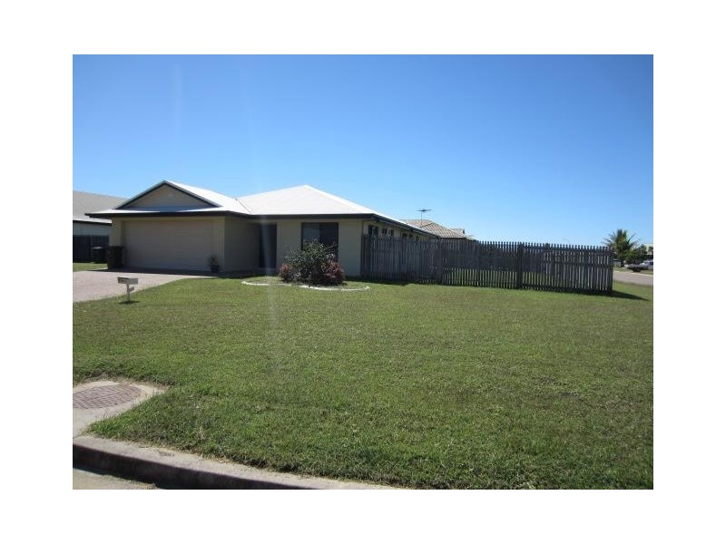 27 Kinnardy Street, Burdell QLD 4818