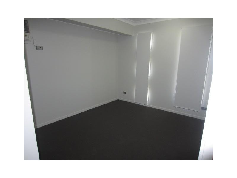 1/3 Friday Avenue, Burdell QLD 4818