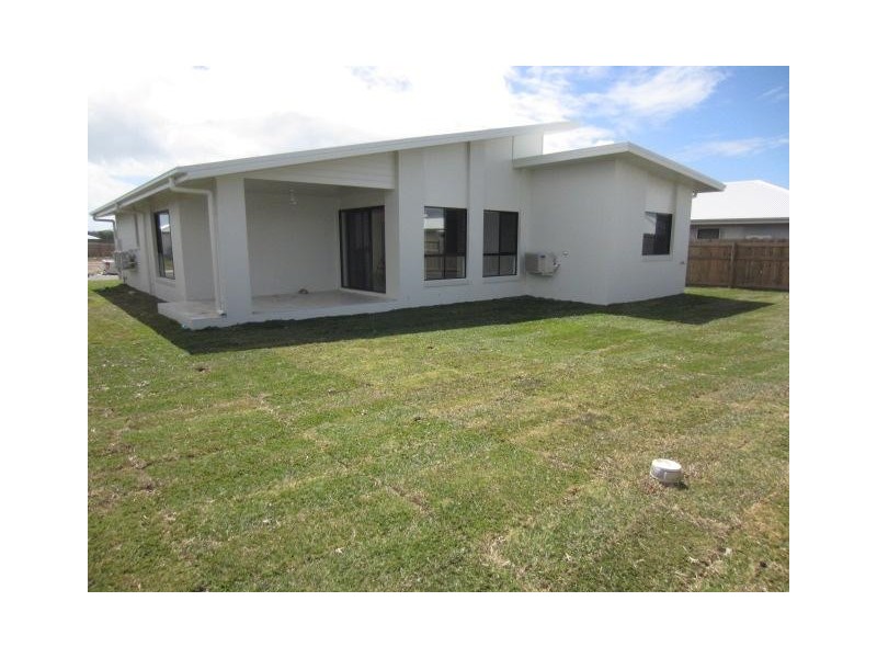 18 Speargrass Parade, Mount Low QLD 4818