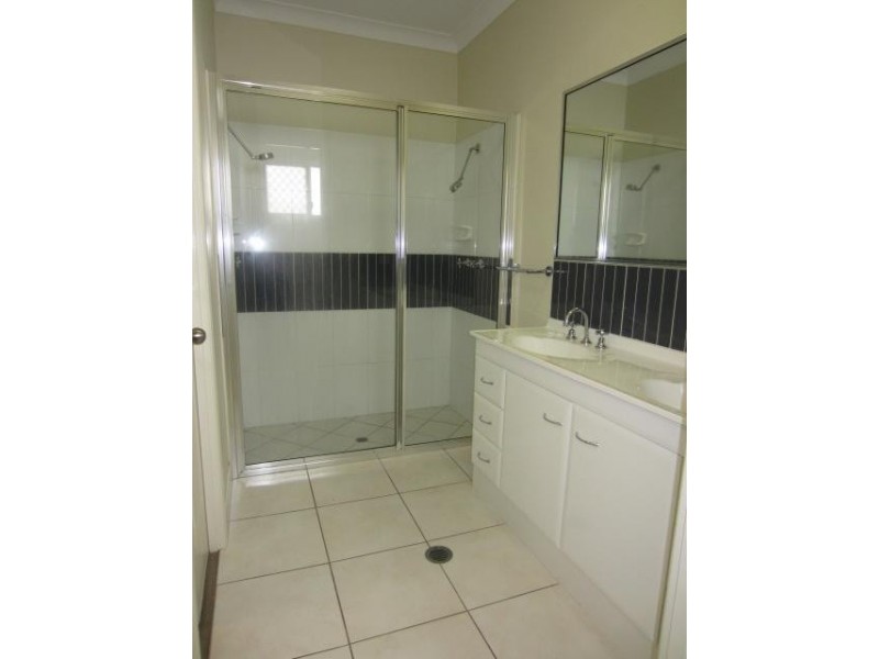 5 Yamacutta Court, Burdell QLD 4818