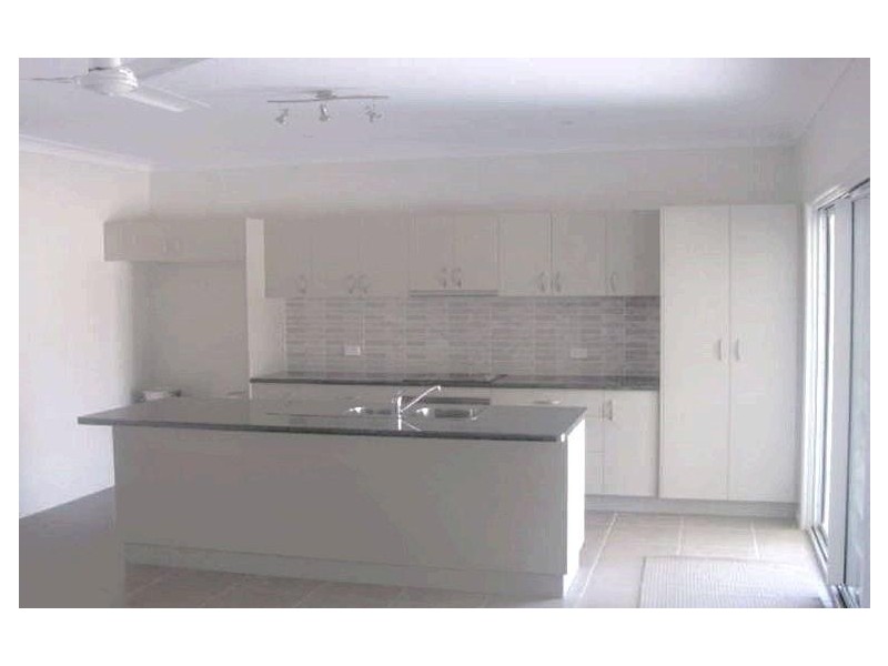 7 Capricorn Drive, Burdell QLD 4818