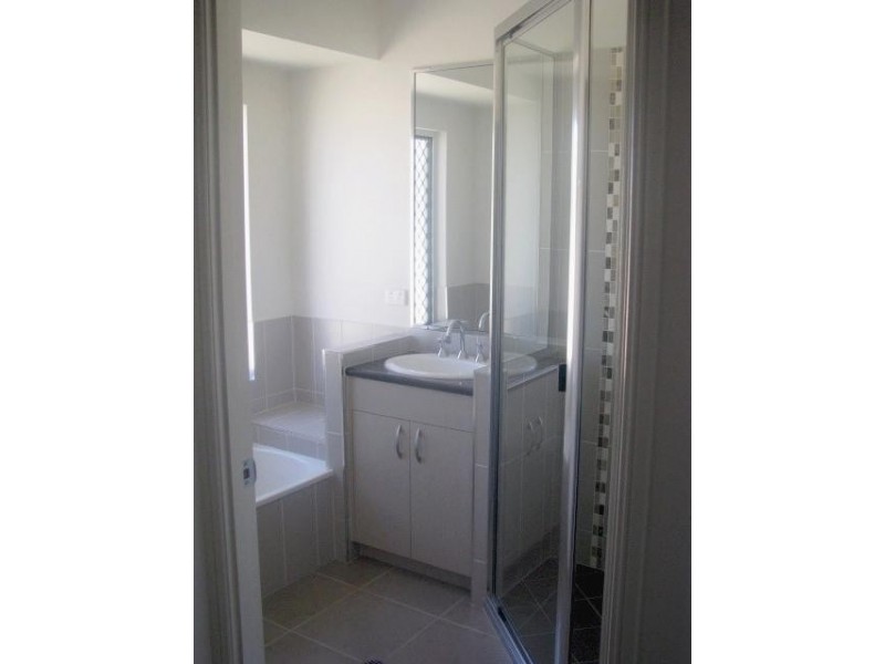 7 Capricorn Drive, Burdell QLD 4818