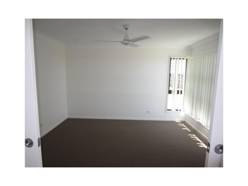 49 Orangeberry Circuit, Mount Low QLD 4818