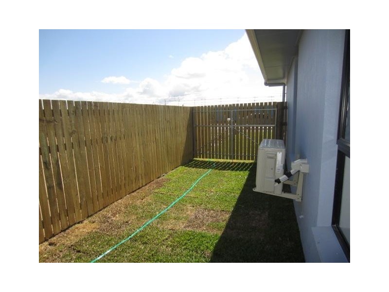 49 Orangeberry Circuit, Mount Low QLD 4818