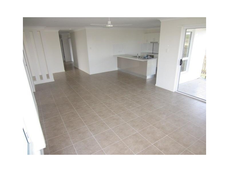 23 Smugglers Cove, Mount Low QLD 4818