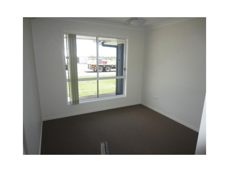 23 Smugglers Cove, Mount Low QLD 4818