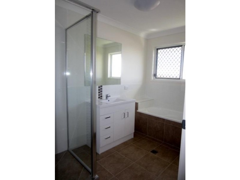 23 Smugglers Cove, Mount Low QLD 4818