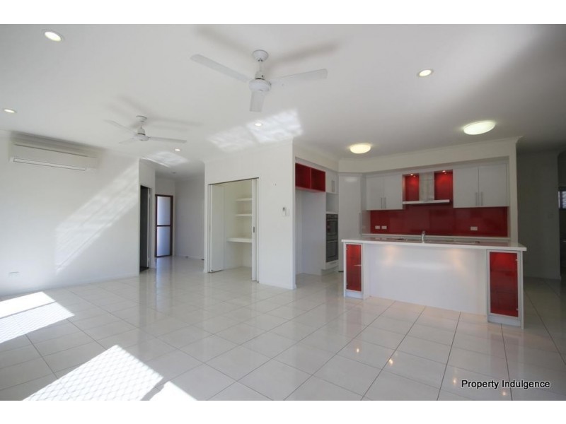 24  Ningaloo Crescent, Burdell QLD 4818