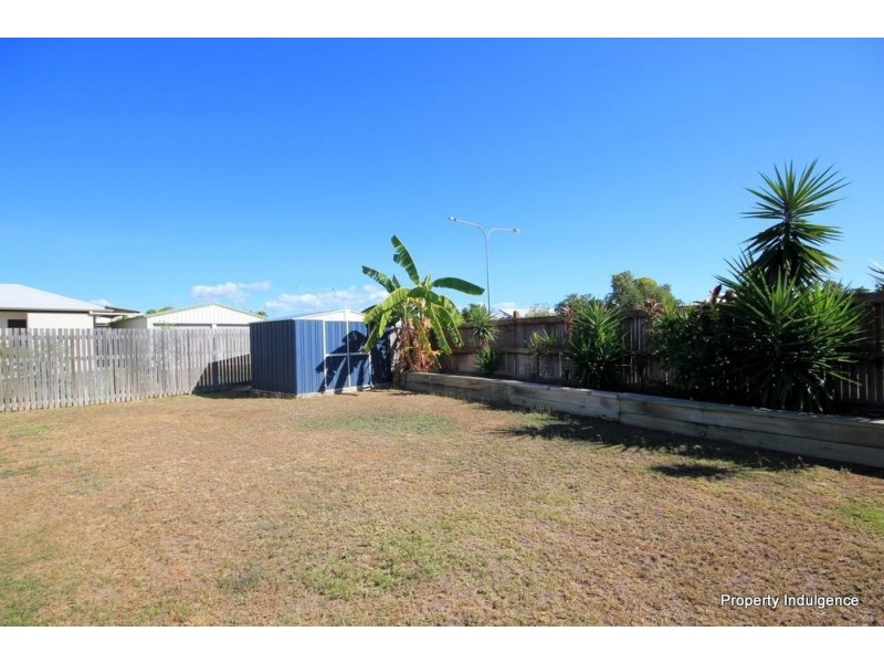 24  Ningaloo Crescent, Burdell QLD 4818