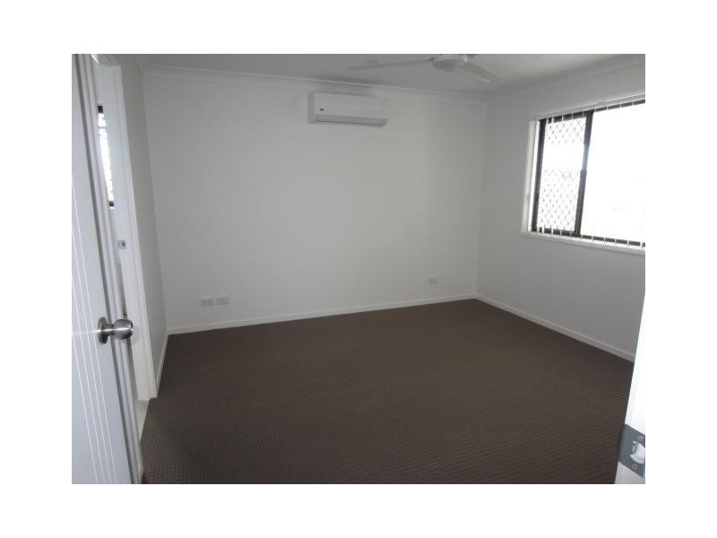 26 Orangeberry Circuit, Mount Low QLD 4818