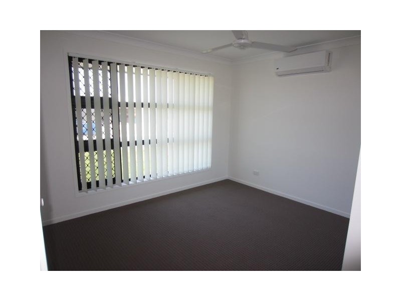 26 Orangeberry Circuit, Mount Low QLD 4818
