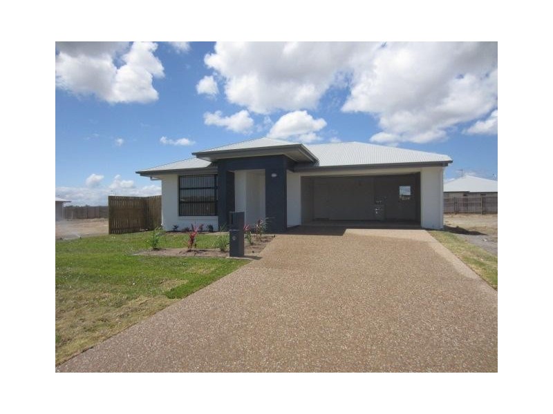 26 Orangeberry Circuit, Mount Low QLD 4818