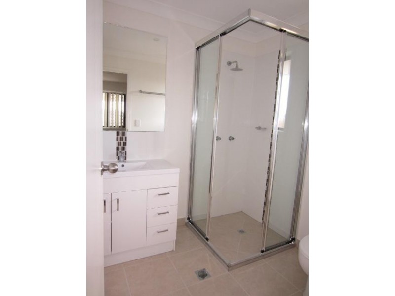 26 Orangeberry Circuit, Mount Low QLD 4818