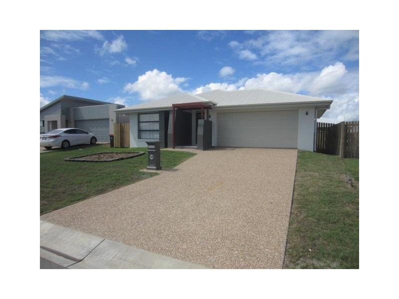 27 Orangeberry Circuit, Mount Low QLD 4818