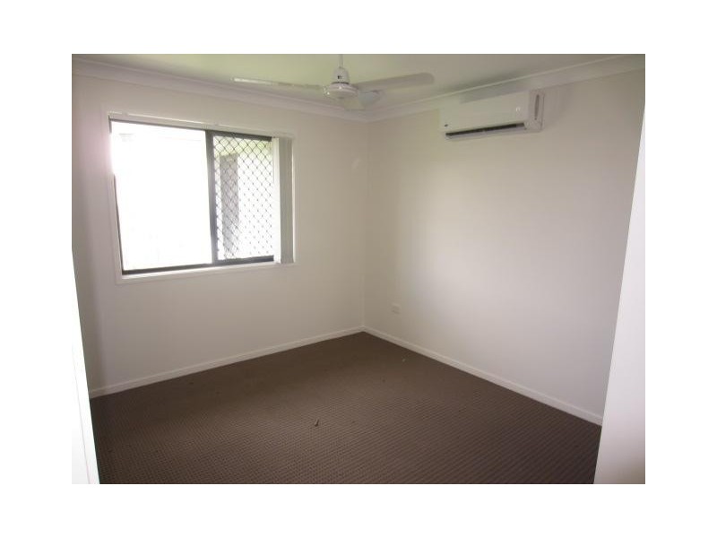 40 Epping Way, Mount Low QLD 4818