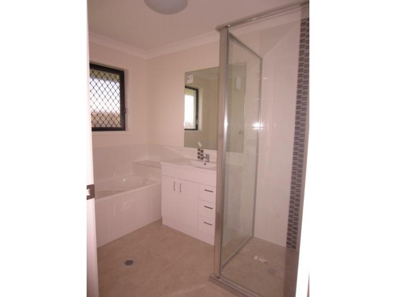 40 Epping Way, Mount Low QLD 4818