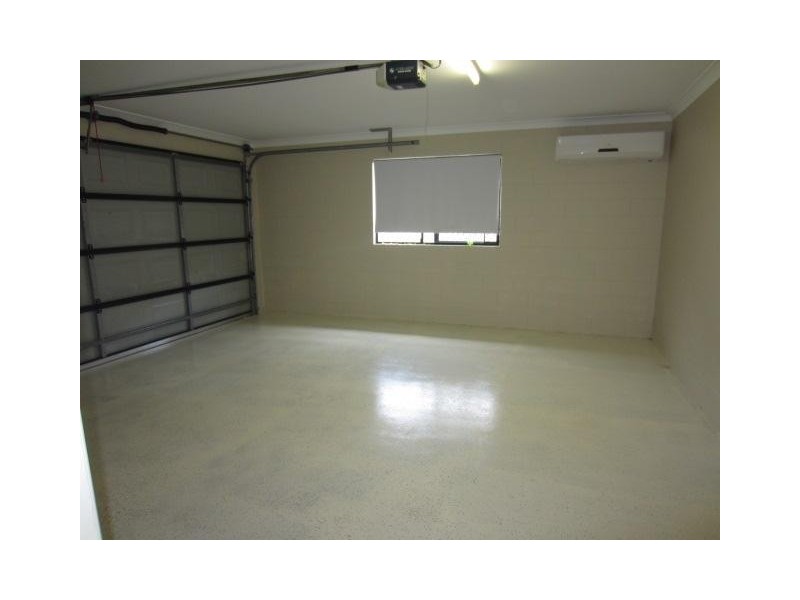 10  Armistice Street, Burdell QLD 4818