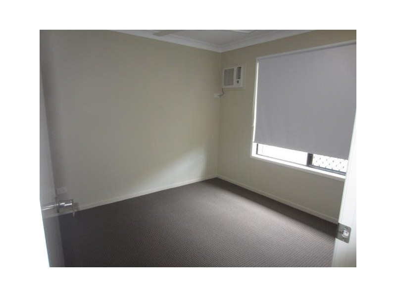 10  Armistice Street, Burdell QLD 4818