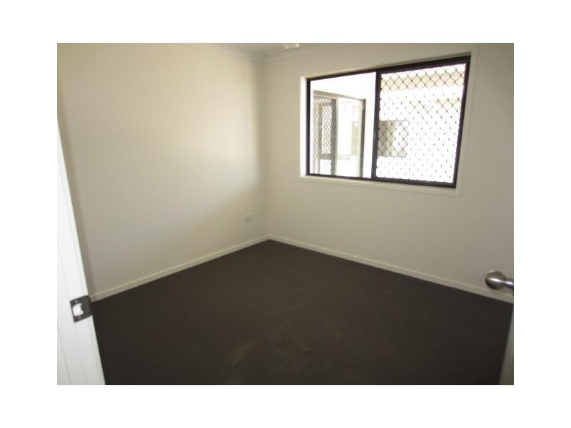 32  Orangeberry Circuit, Mount Low QLD 4818