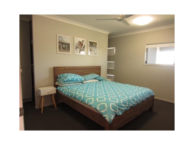 15 Velasco Street, Burdell QLD 4818