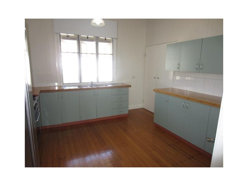 28  Minstrel Court, Bushland Beach QLD 4818