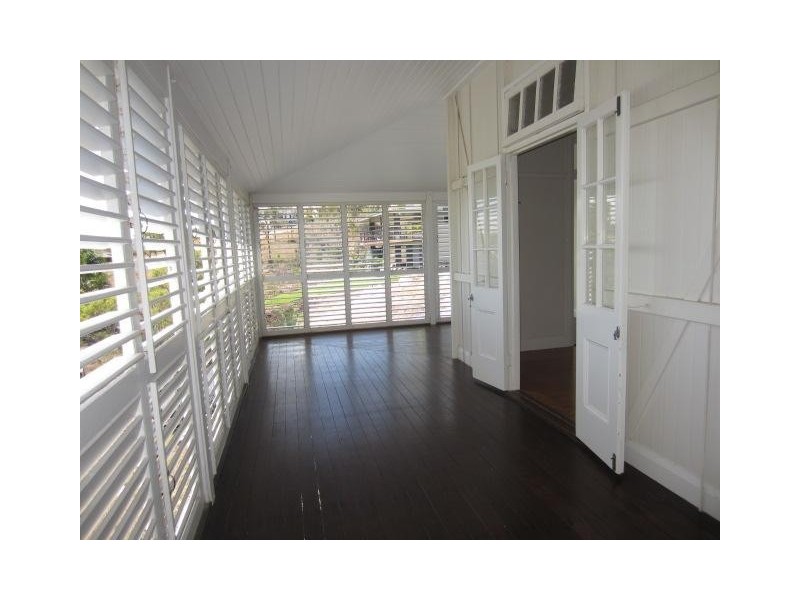 28  Minstrel Court, Bushland Beach QLD 4818