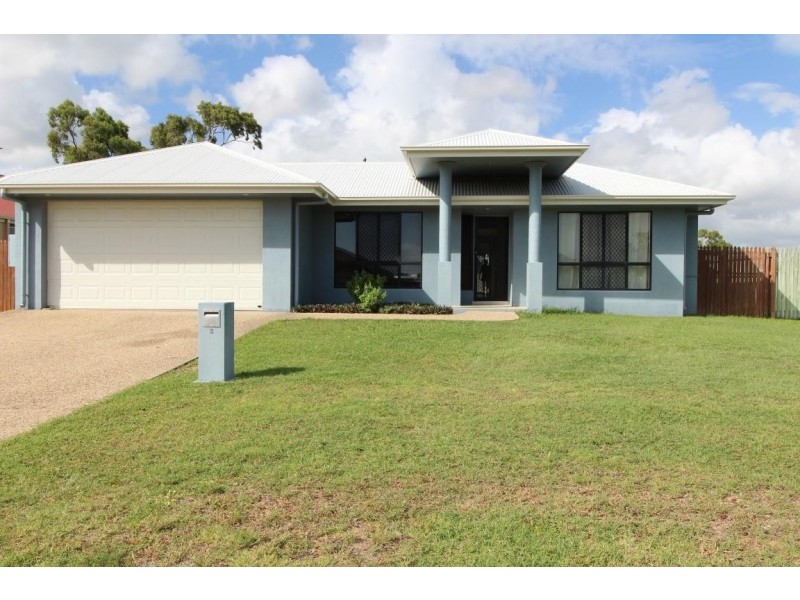 3 Limerick Way, Mount Low QLD 4818