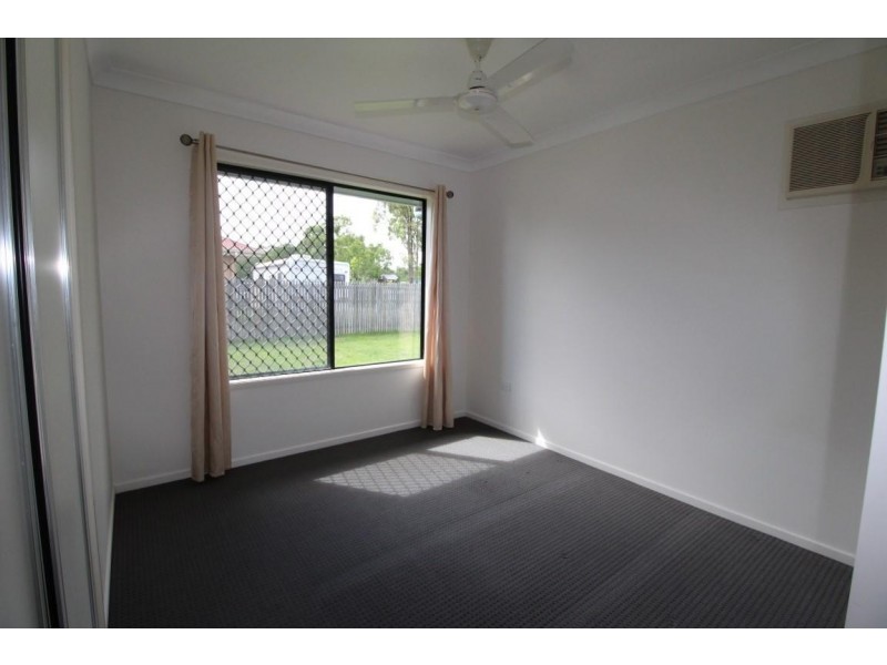 3 Limerick Way, Mount Low QLD 4818