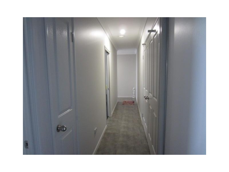 2/7  Friday Avenue, Burdell QLD 4818