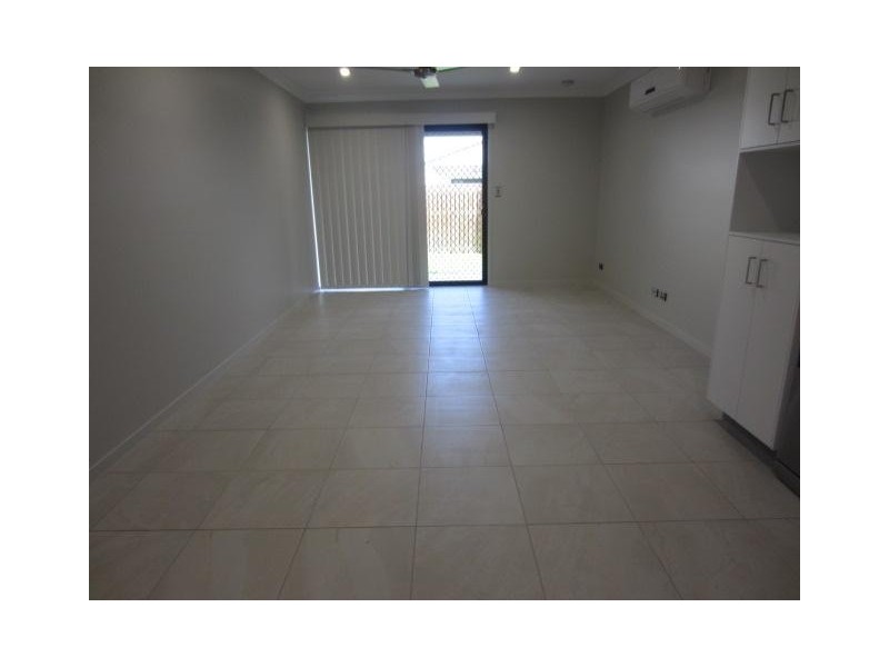 1/19 Cartier Circuit, Burdell QLD 4818