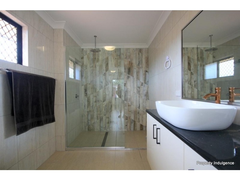 24  Brenton Circuit, Deeragun QLD 4818