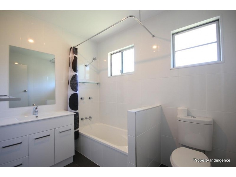 502 Bayswater Road, Mount Louisa QLD 4814