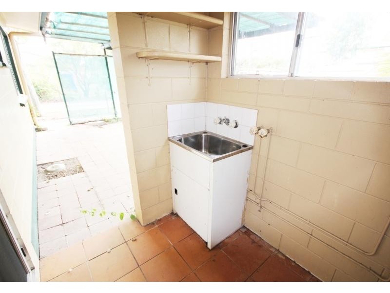 2 Griffey Street, Burdell QLD 4818