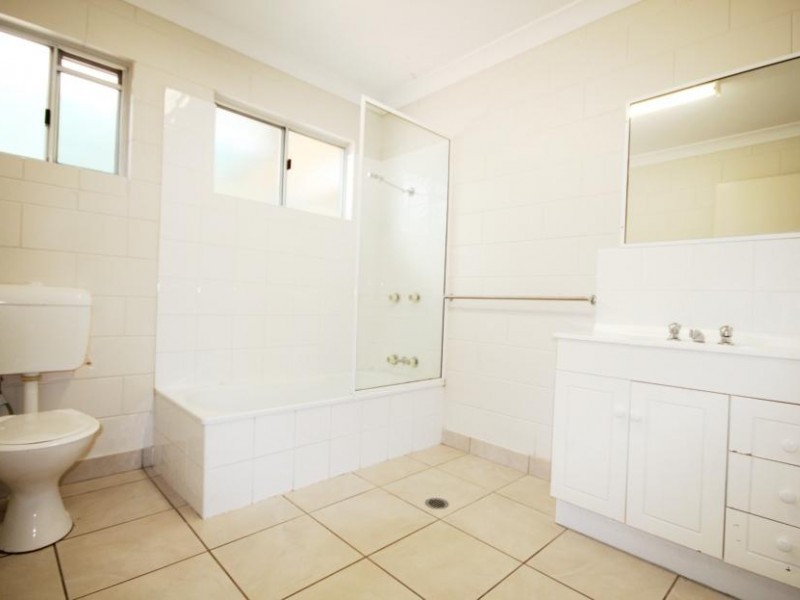 2 Griffey Street, Burdell QLD 4818